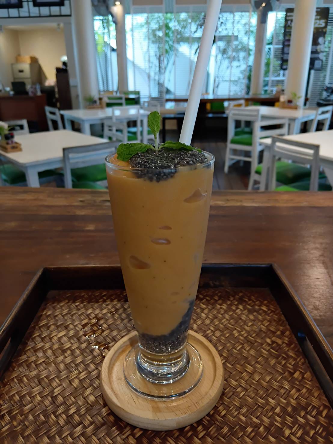 Healthy breakfast bowl